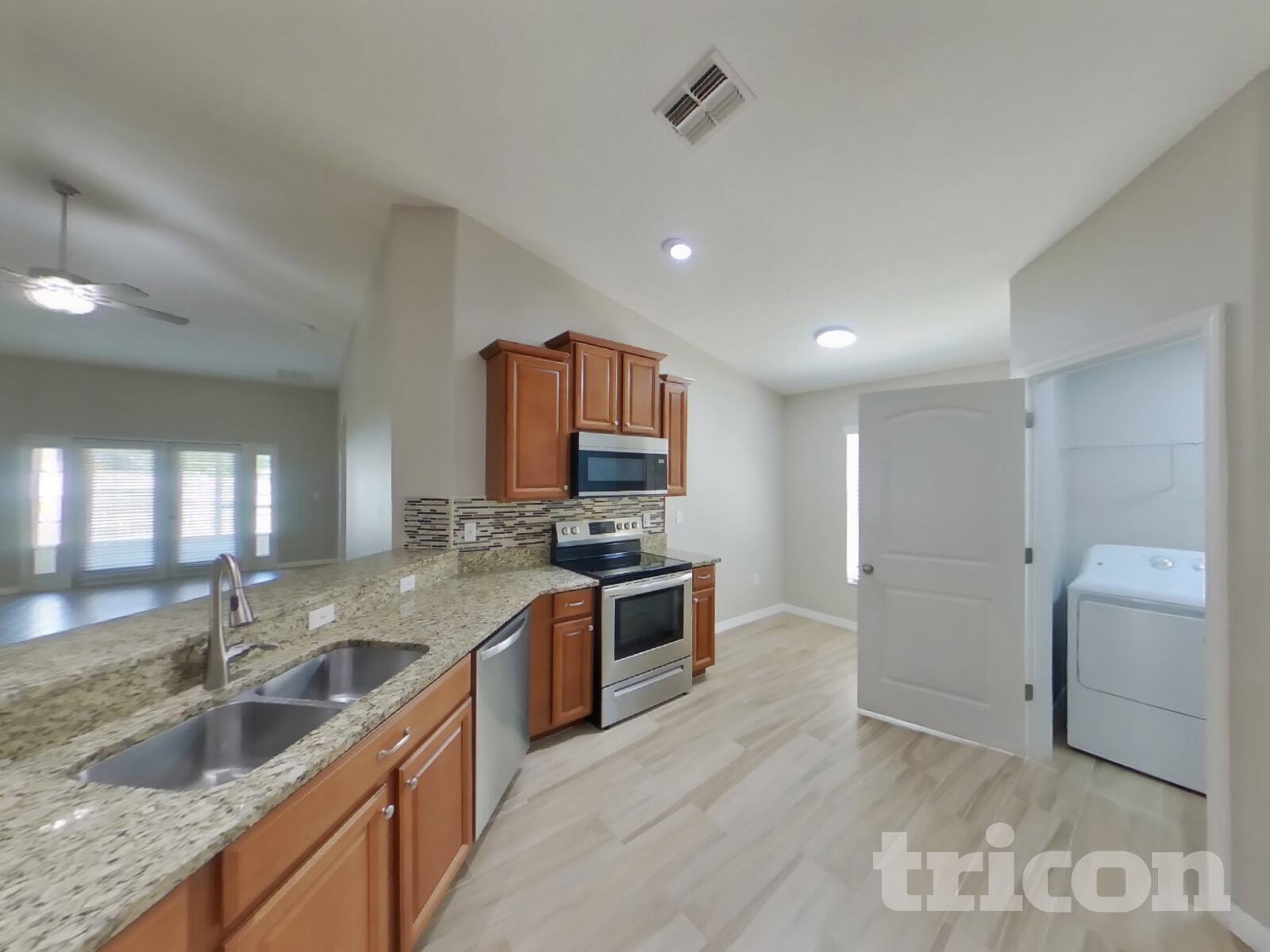 Building Photo - 12522 Cricklewood Dr