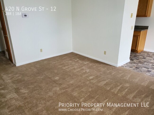 Building Photo - 420 N Grove St