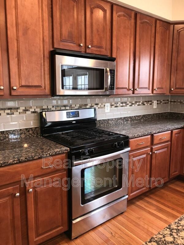 Building Photo - 10519 Old Ellicott Cir