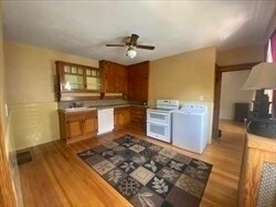 Building Photo - 446 Chandler St