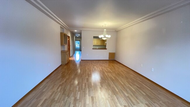 Building Photo - 834 Pavilion Pl