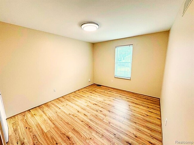 Building Photo - 19479 Scenic Harbour Dr