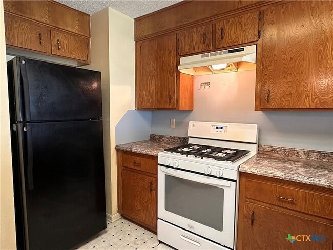 Building Photo - 1810 Gautier Ave