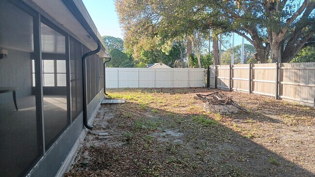 Building Photo - 2281 Lockwood Meadows Dr