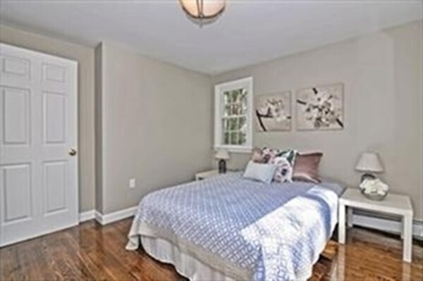 Building Photo - 16 Oak Hill Rd