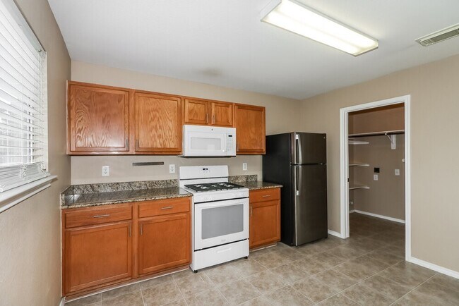 Building Photo - 3606 Waterport Ln