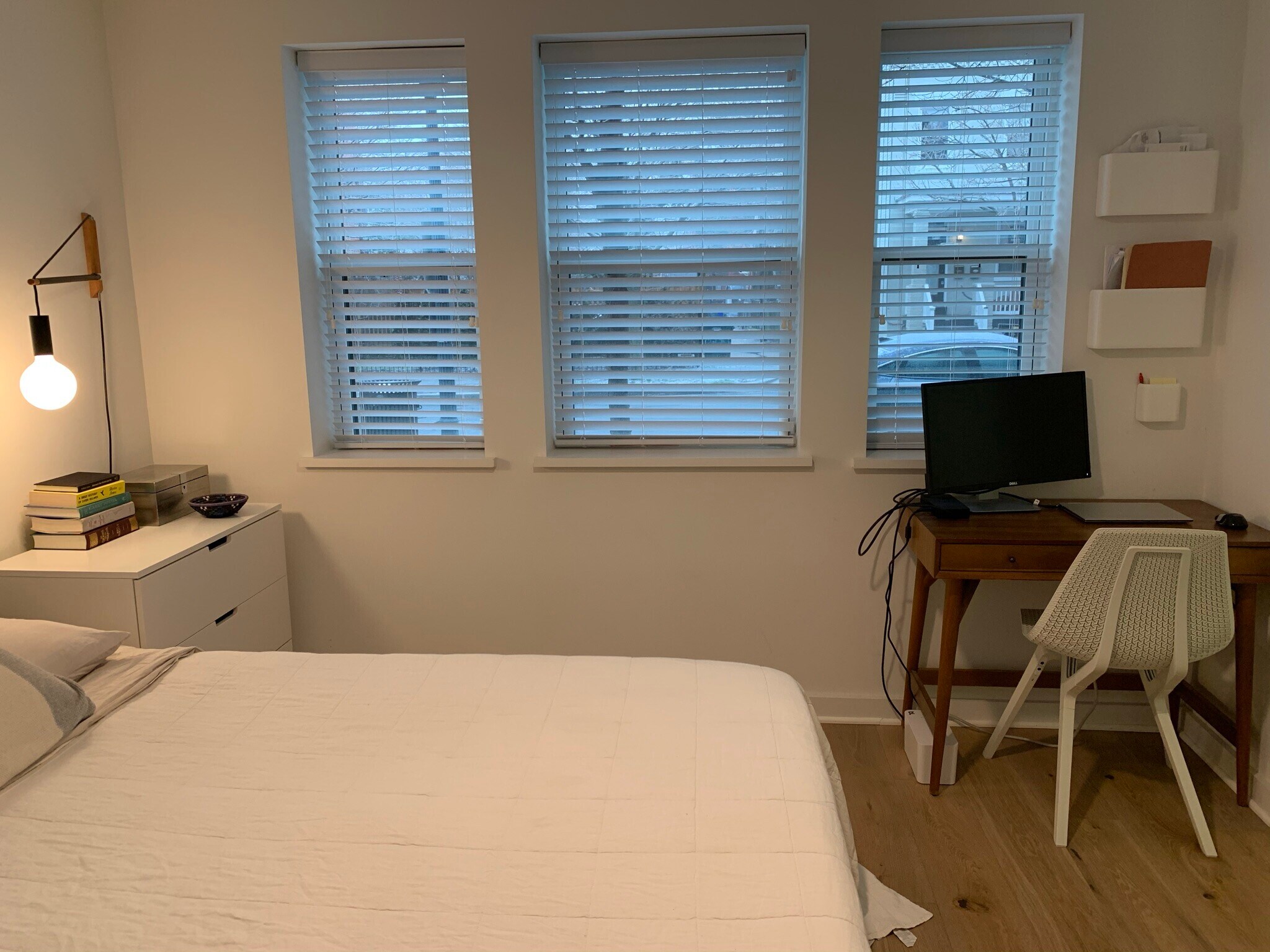Main bedroom - 129 W St NW