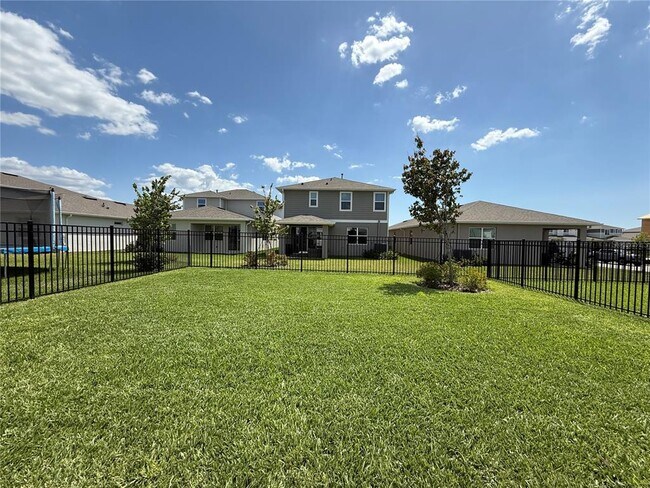 Building Photo - 6255 Golden Bch Dr