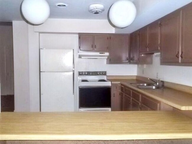 Building Photo - 308 Patriot Ln
