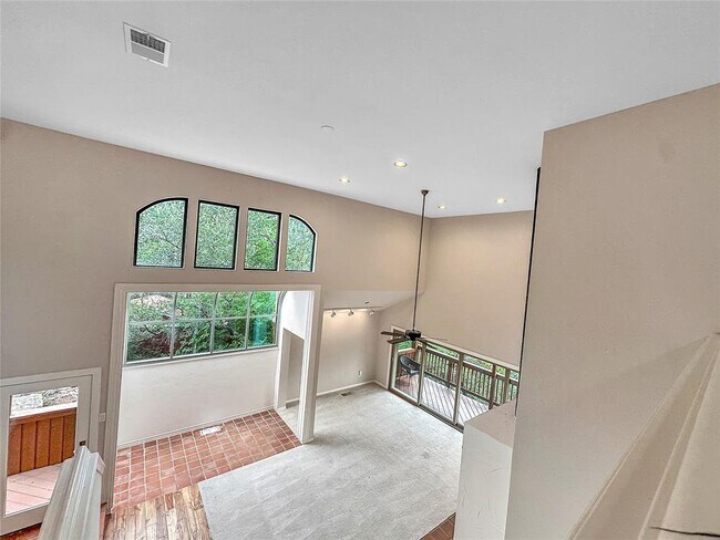 Building Photo - 10108 Talleyran Dr