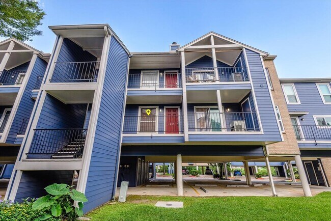 Building Photo - 18511 Egret Bay Blvd