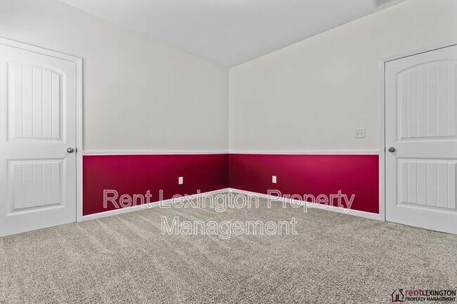 Building Photo - 111 High Hope Ln