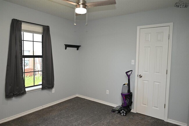 Building Photo - 5216 Brookwood Dr