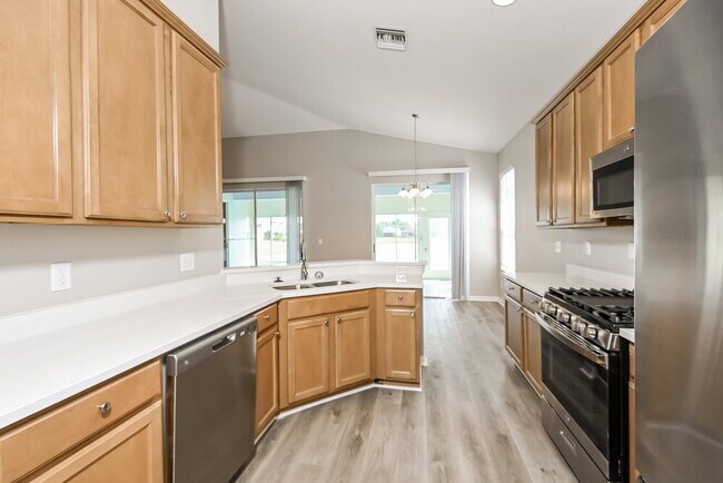 Building Photo - 5110 Clover Mist Dr