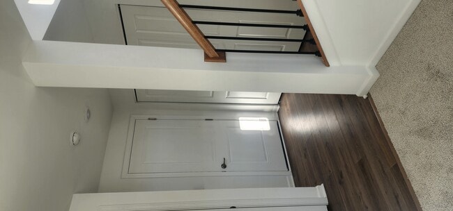 Building Photo - 25712 W Yorkshire Dr