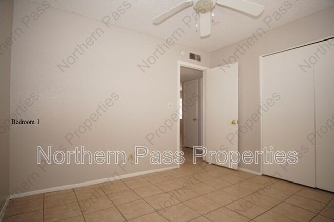 Building Photo - 11212 Wharf Cove Dr