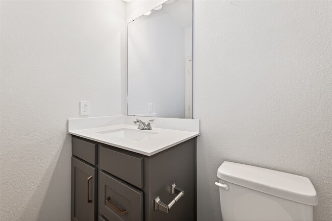 Building Photo - 12719 Hydeland Dr