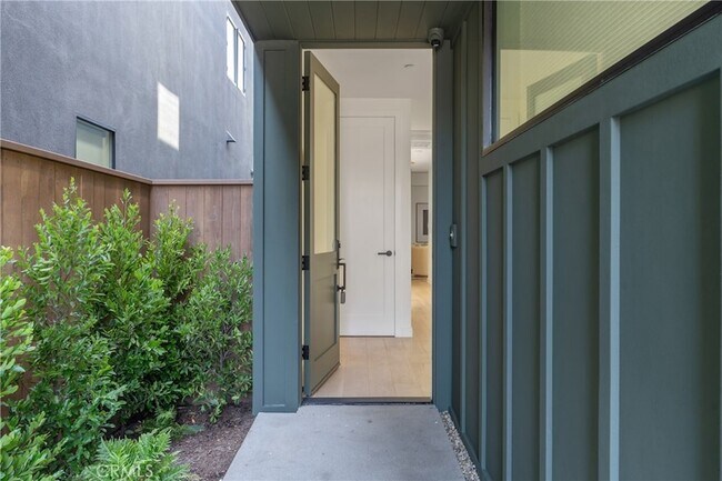 Building Photo - 11825 Tennessee Ave