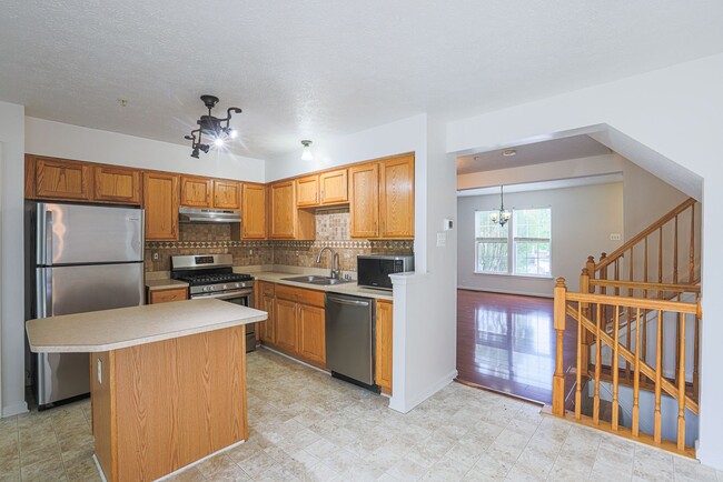 Building Photo - 4907 Bristle Cone Cir