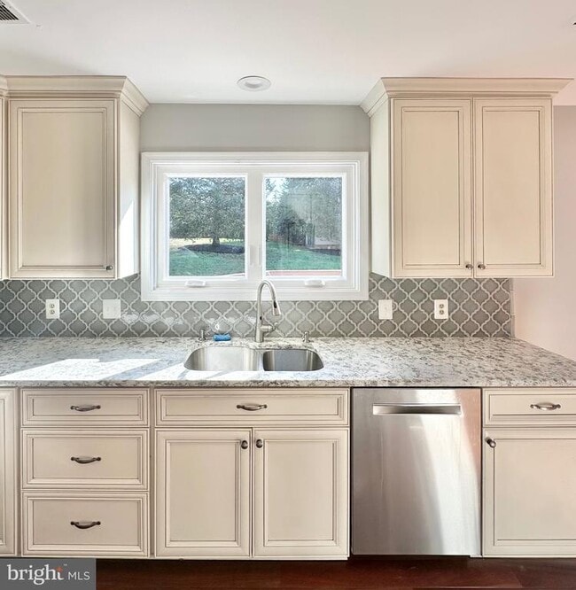 Building Photo - 12102 Snow Shoe Ct