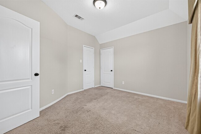 Building Photo - 9735 Lansing Meadows Dr