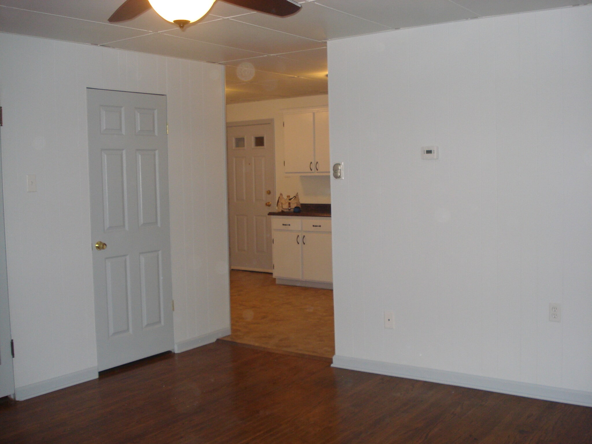 Building Photo - 11 N Wade Ave