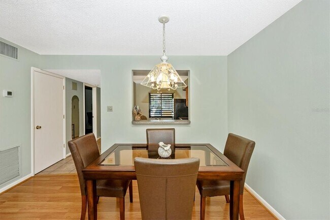 Building Photo - 5219 Lake Village Dr