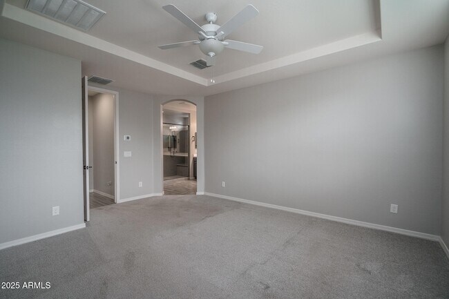 Building Photo - 16019 W Soft Wind Dr
