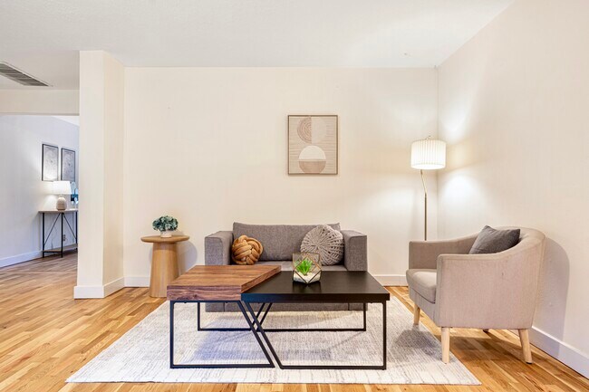 Primary Photo - 11641 204th Ave NE