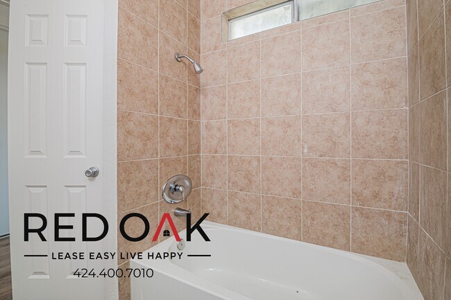 Building Photo - 15620 Leffingwell Rd