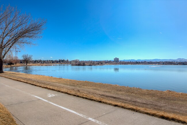 Building Photo - 1908 Hooker St