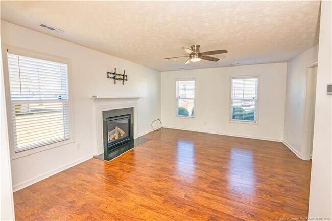 Building Photo - 2112 Yellowbrick Rd