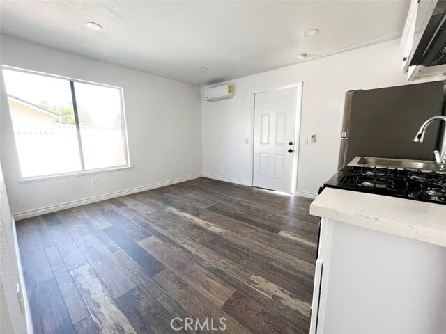 Building Photo - 2767 Attenborough Pl