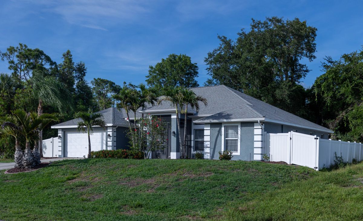 Building Photo - 4213 Garden Blvd