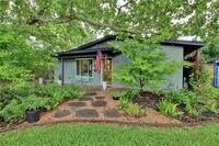 Building Photo - 7807 Lazy Ln