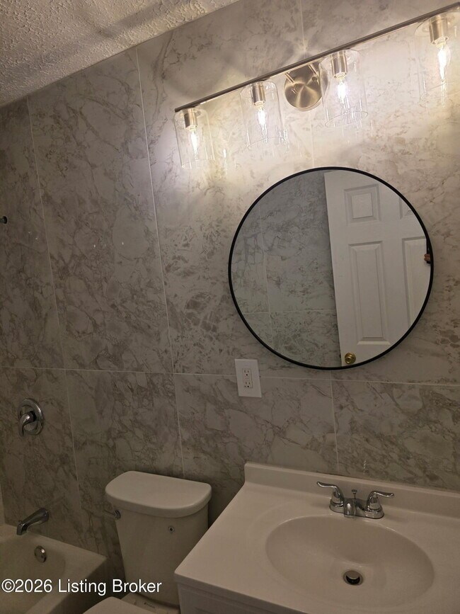 Building Photo - 5610 Rustic Way