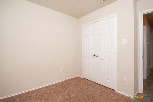 Building Photo - 1707 Gigante Dr