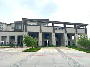 Building Photo - 2700 Old Denton Rd