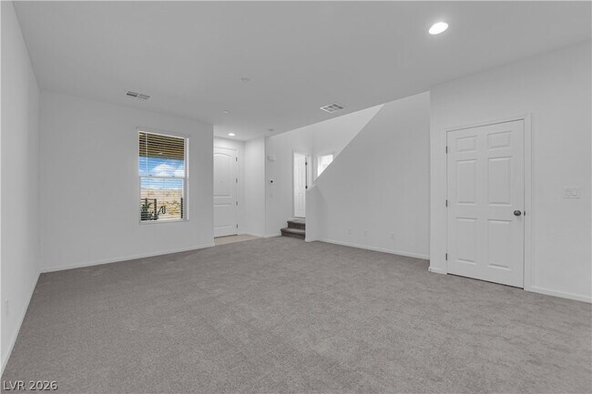 Building Photo - 11680 Hamilton Lk Ave