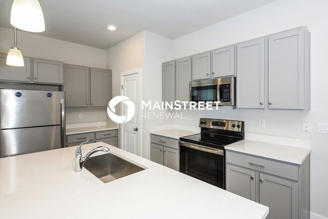 Building Photo - 3 Bedroom Pet-Friendly Home in Deland, FL ...