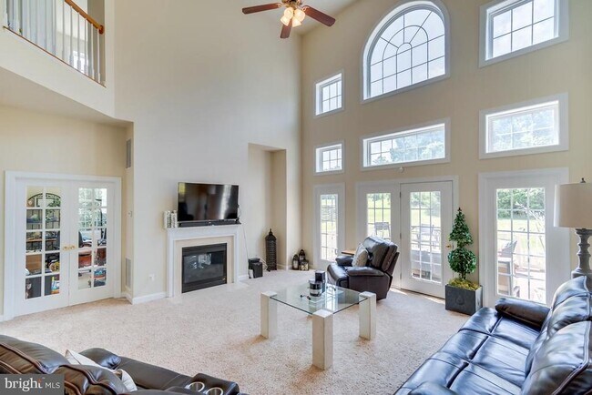 Building Photo - 22371 Dolomite Hills Dr
