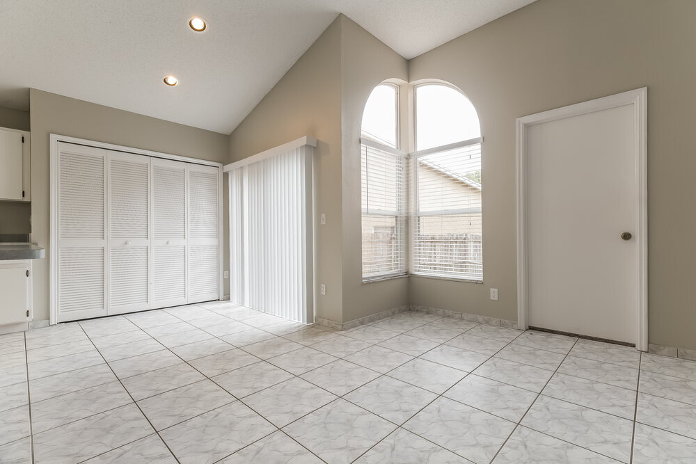 Building Photo - 8853 Parliament Ct