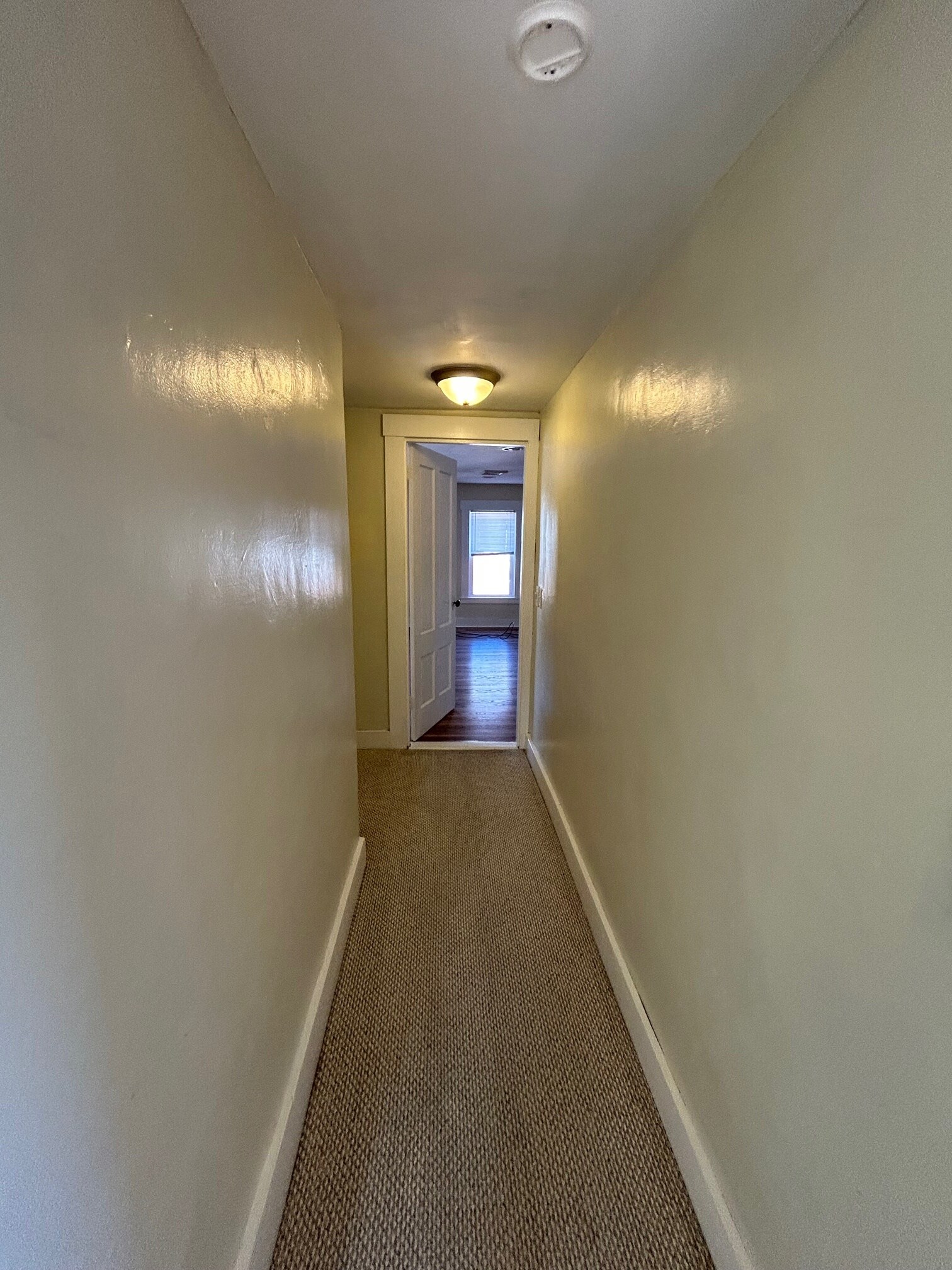 Building Photo - 11 Monroe Ave