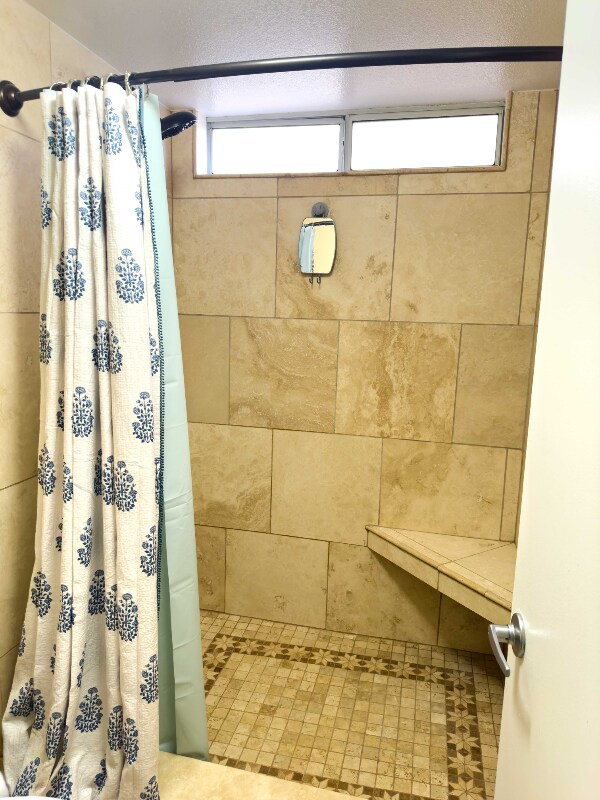 Building Photo - 8412 Surfs Up Dr