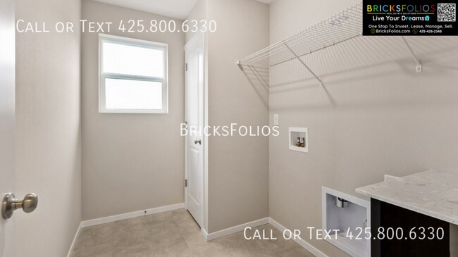 Building Photo - 1217 SW Pendleton Way