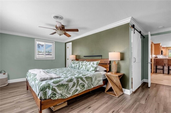 Building Photo - 6623 Glades Way