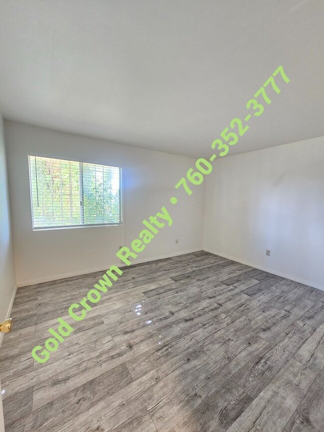 Building Photo - 2 bedroom Condo for Rent