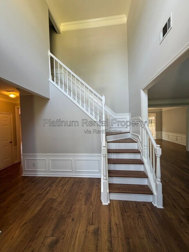 Building Photo - 4755 Agate Dr