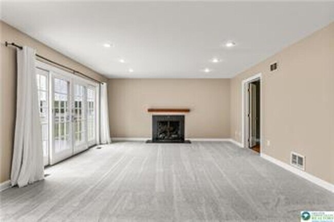 Building Photo - 8348 Pheasant Run