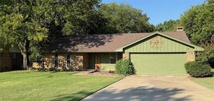Building Photo - 2914 N Ricketts St